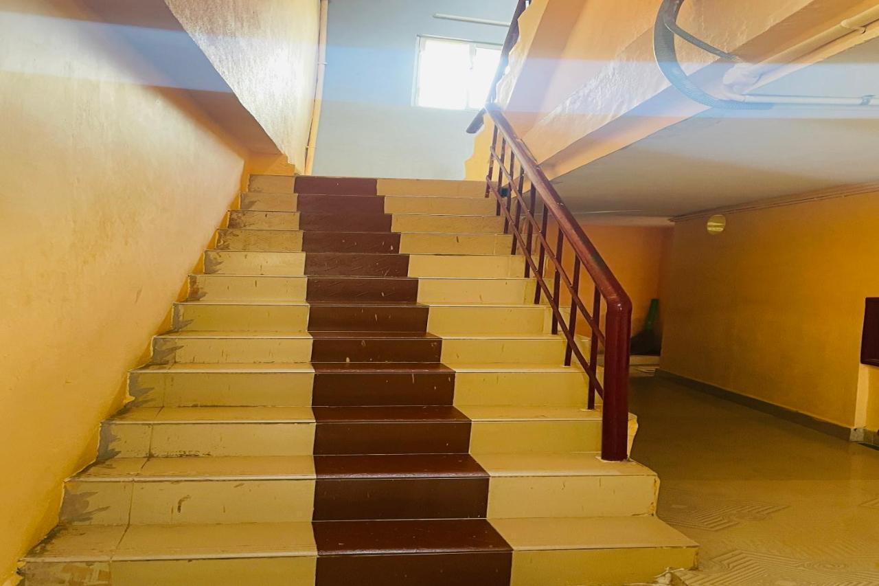 Skyry Hotel Iyyapanthangal Csennai Kültér fotó