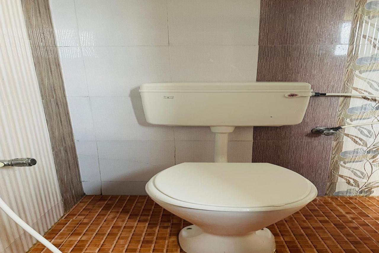 Skyry Hotel Iyyapanthangal Csennai Kültér fotó